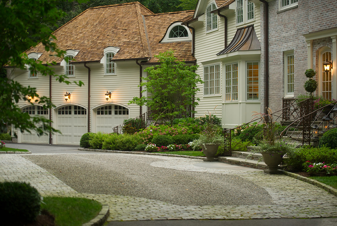 The LaurelRock Company - Residential Landscaping in CT - Back Country Manor - Front Driveway